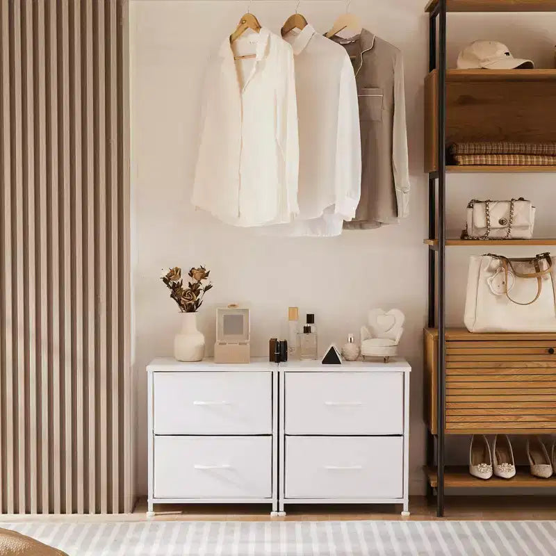 Commode à tiroirs avec cadre en métal et plateau en bois