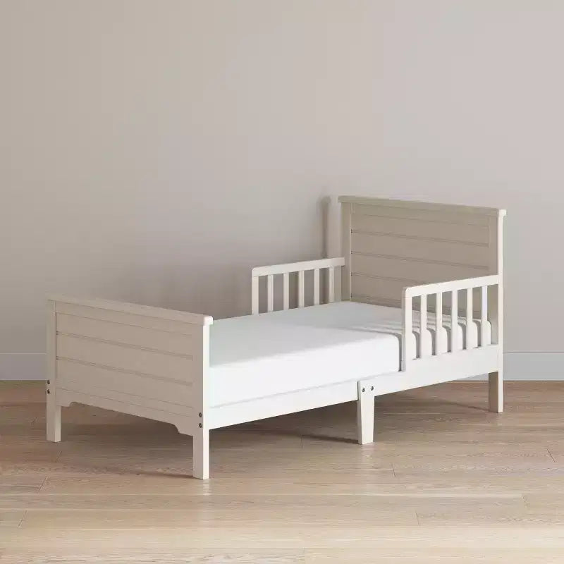 Lit pour enfant avec barrières de sécurité, design bas au sol, en pin