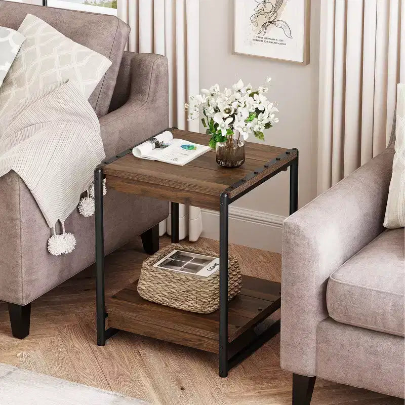Table d'appoint pivotante à 360° avec station de charge et 3 niveaux de rangement
