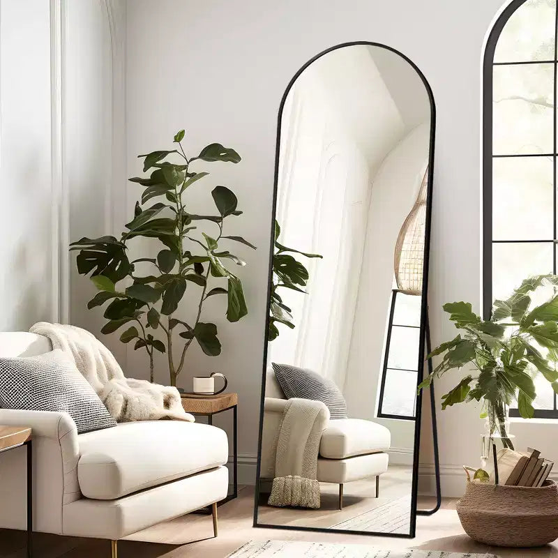 Miroir pleine longueur arqué à cadre métallique, miroir sur pied, miroir de coiffeuse.